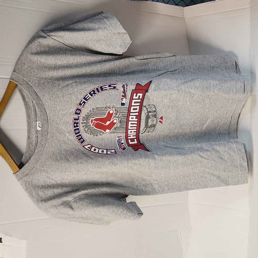 EUC 2007 Boston Redsox World Series Champions Boys sz XL Tshirt